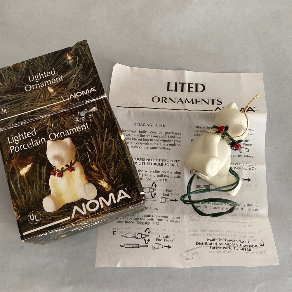Vintage NOMA white BISQUE porcelain lighted teddy bear ornament new in the box
